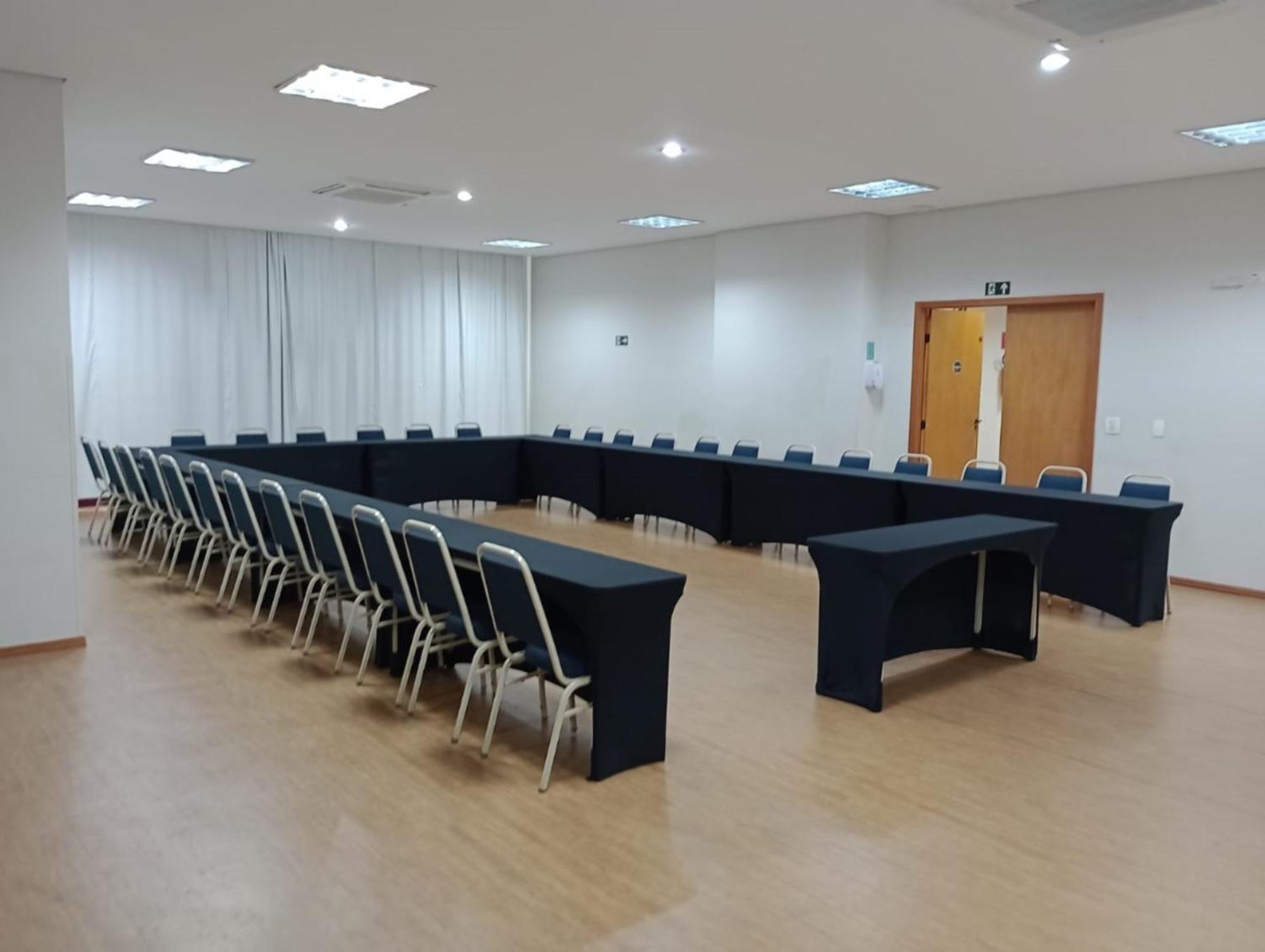 Bristol Centro Civico Curitiba Hotel Ngoại thất bức ảnh