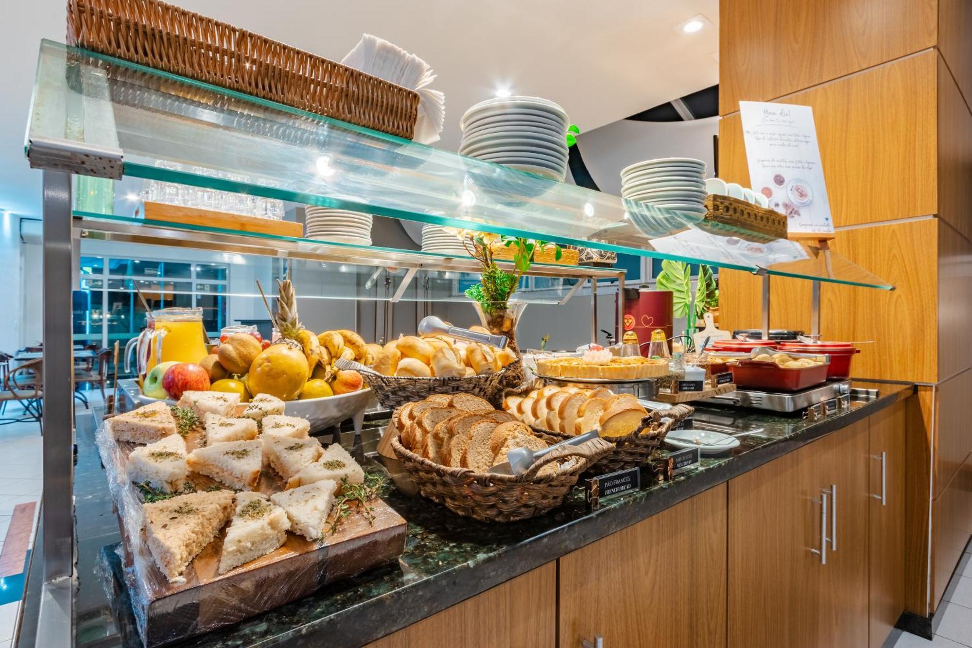 Bristol Centro Civico Curitiba Hotel Ngoại thất bức ảnh