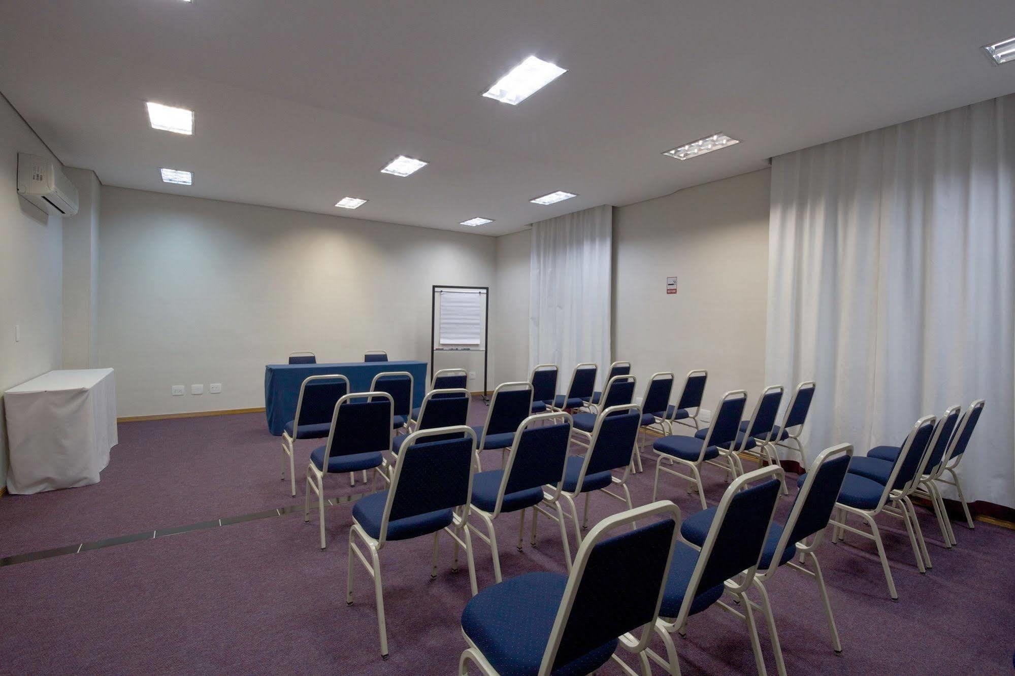Bristol Centro Civico Curitiba Hotel Ngoại thất bức ảnh